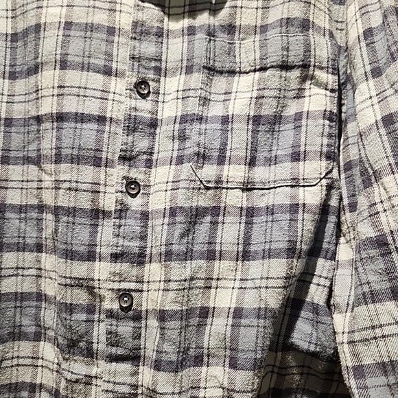 Oakley Men's Long Sleeve Button Down Blue Plaid Flannel Shirt Size XL - Picture 2 of 4